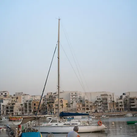 The Bayview Executive Penthouse Apartment Marsaskala